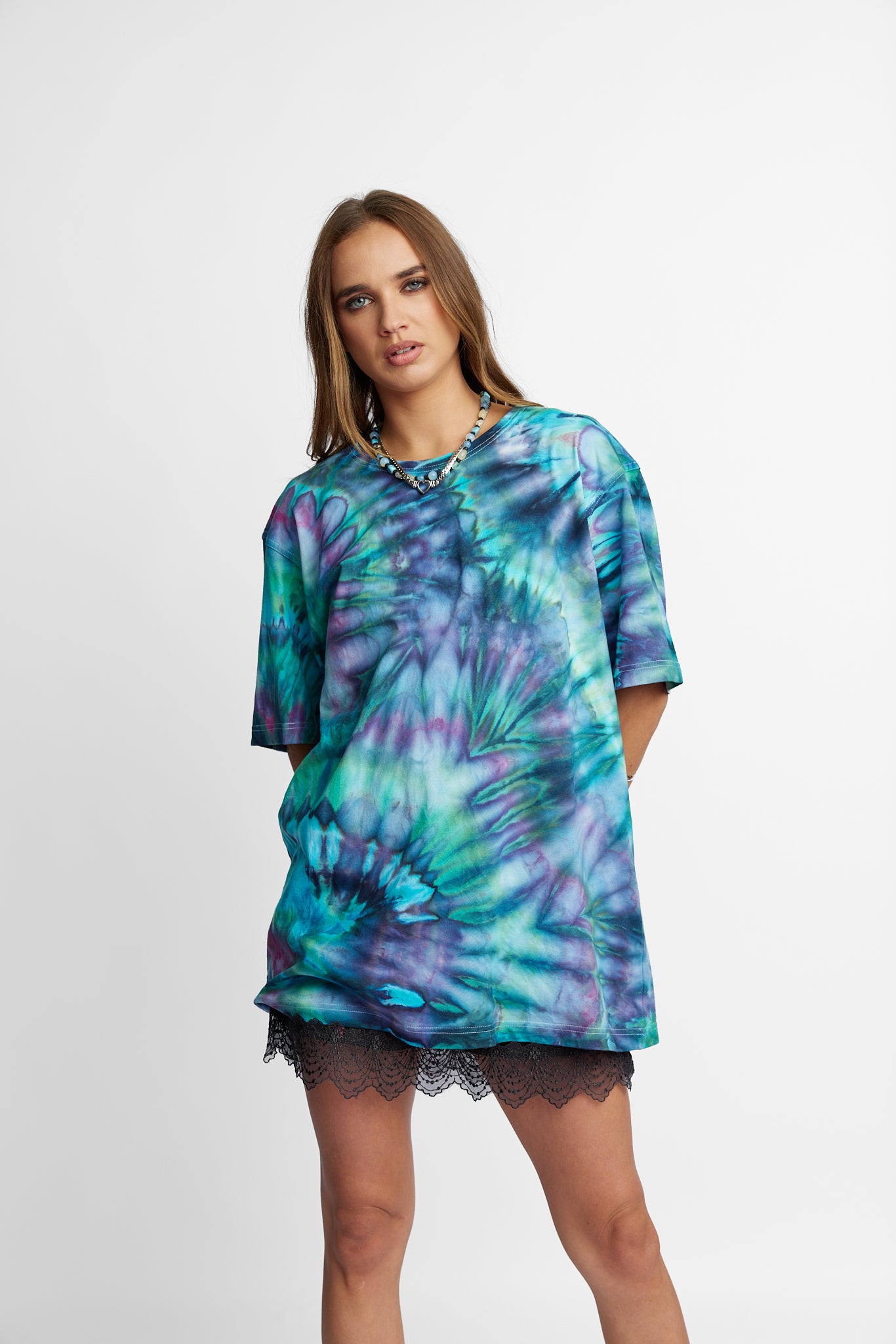 Oversized Mum Tee - Size S/M - Only Lovers Left