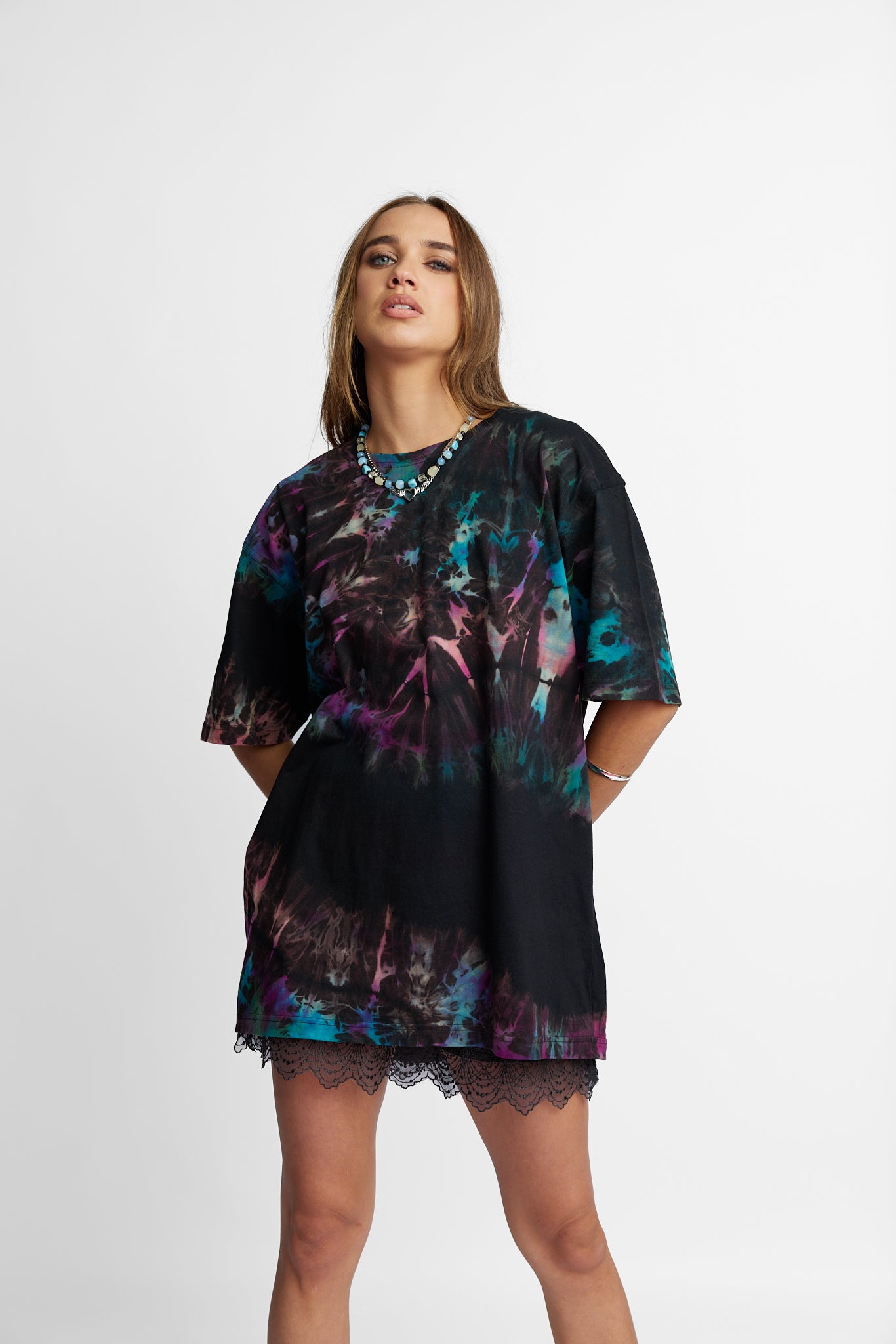 Oversized Mum Tee - Size S/M - Only Lovers Left