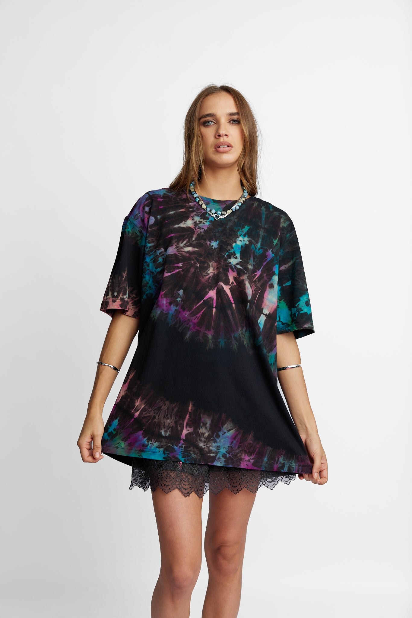 Oversized Mum Tee - Size S/M - Only Lovers Left