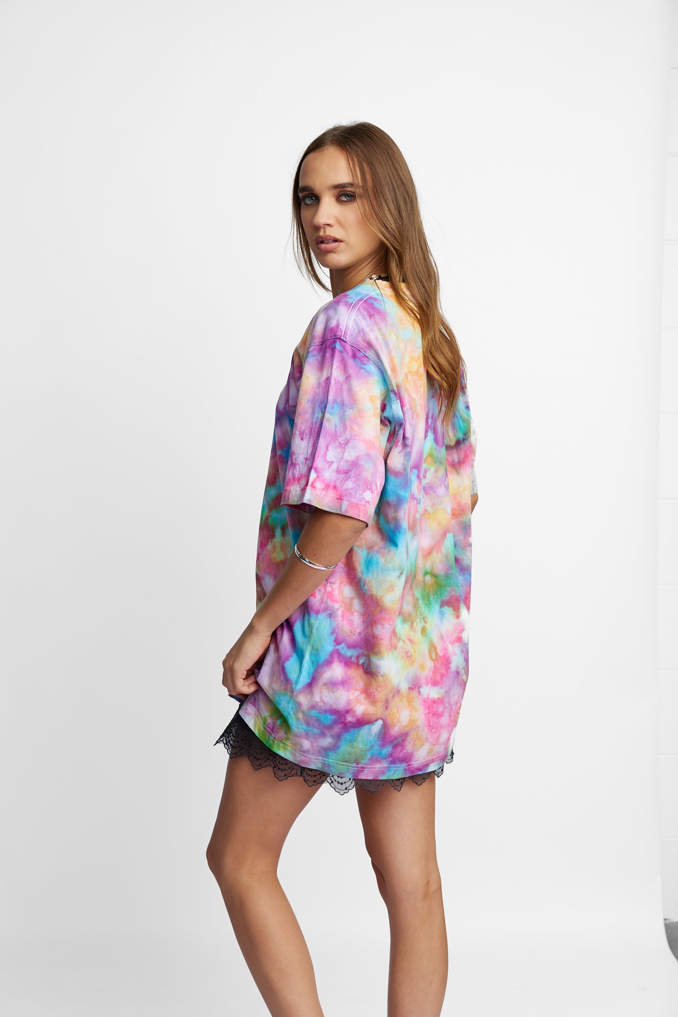 Oversized Mum Tee - Size S/M - Only Lovers Left