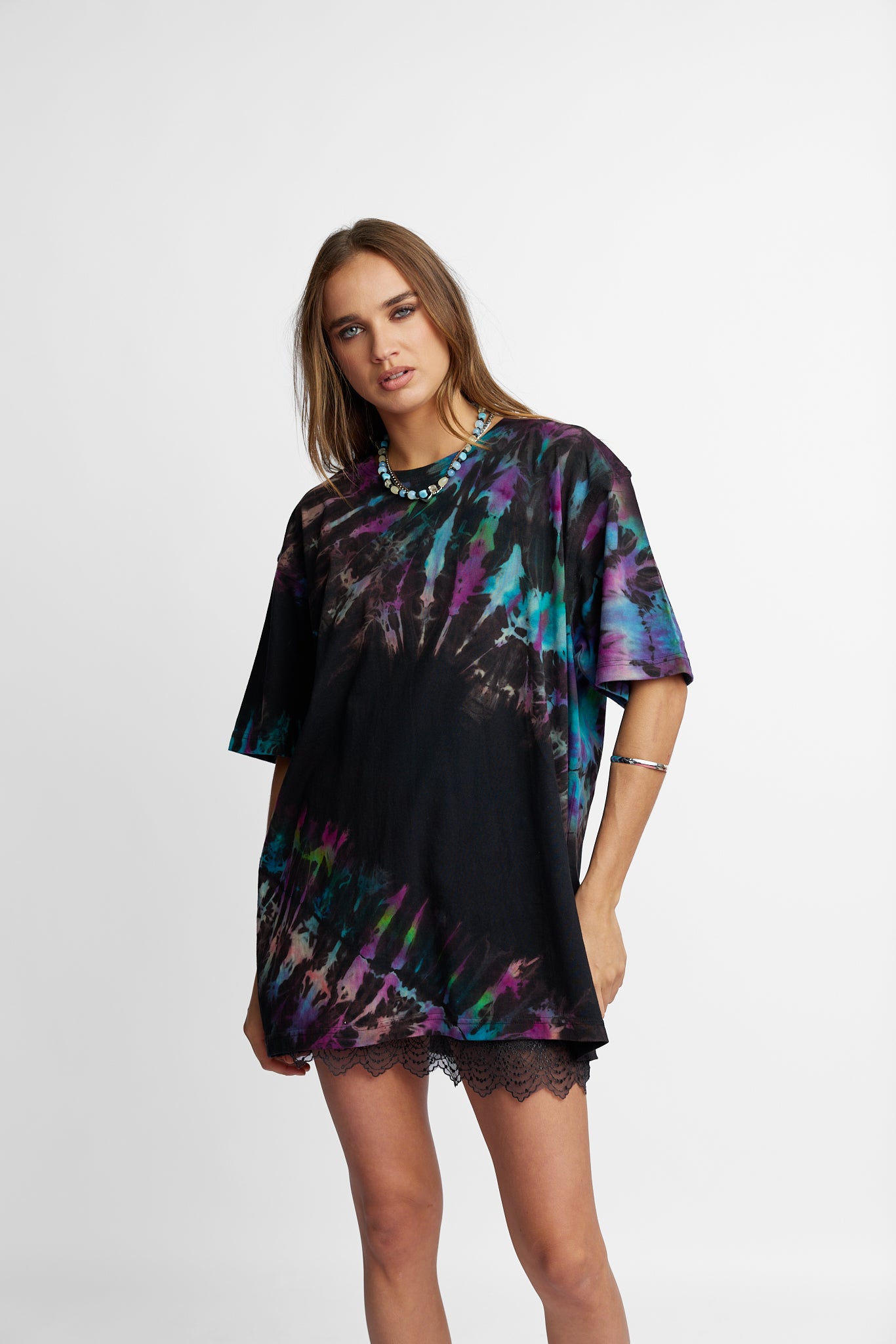 Oversized Mum Tee - Size S/M - Only Lovers Left