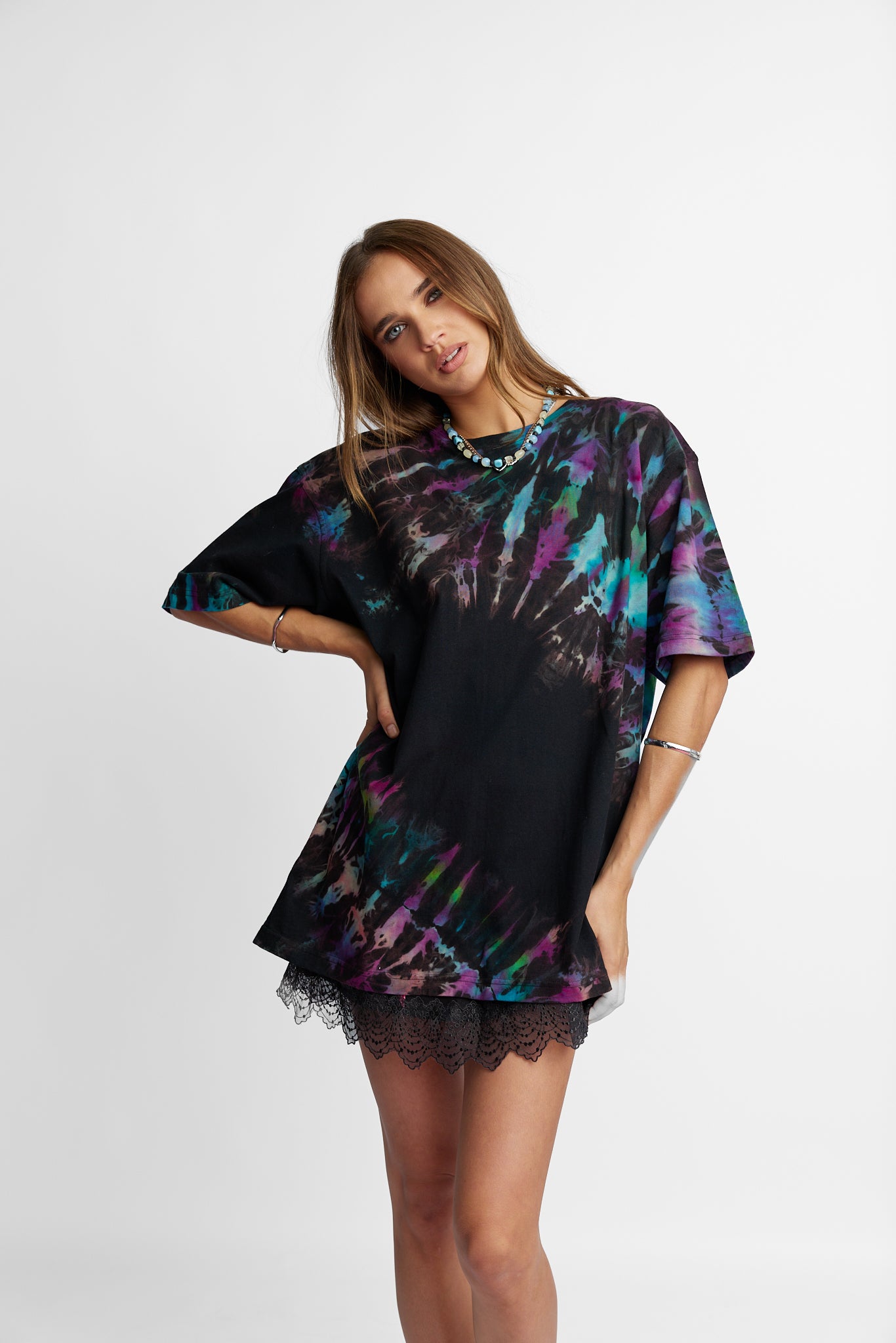 Oversized Mum Tee - Size S/M - Only Lovers Left