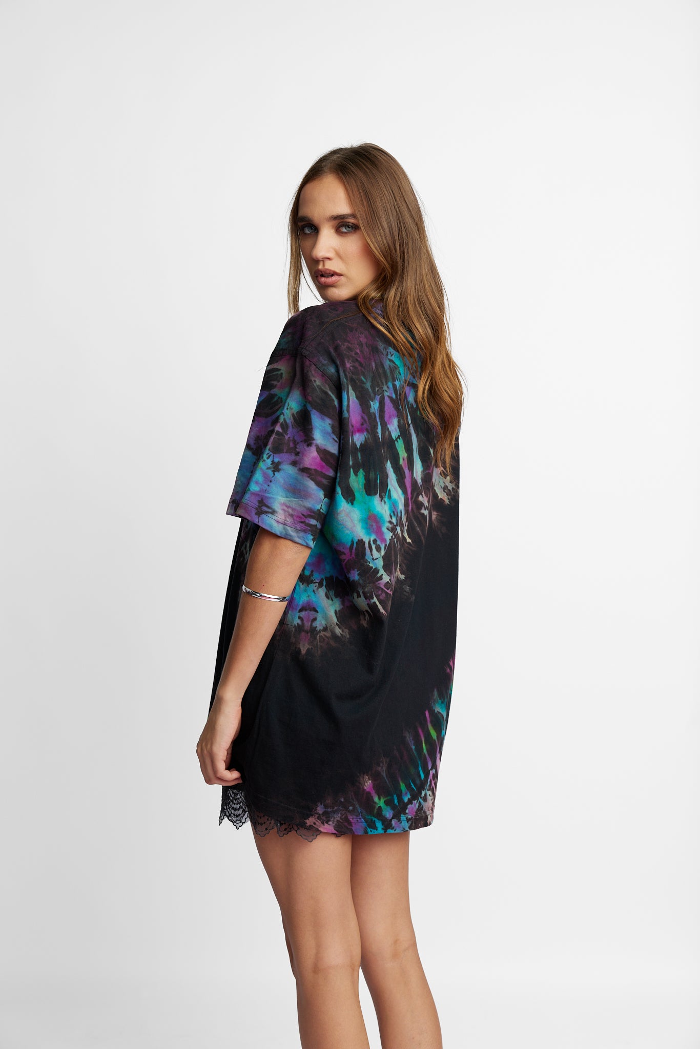 Oversized Mum Tee - Size S/M - Only Lovers Left