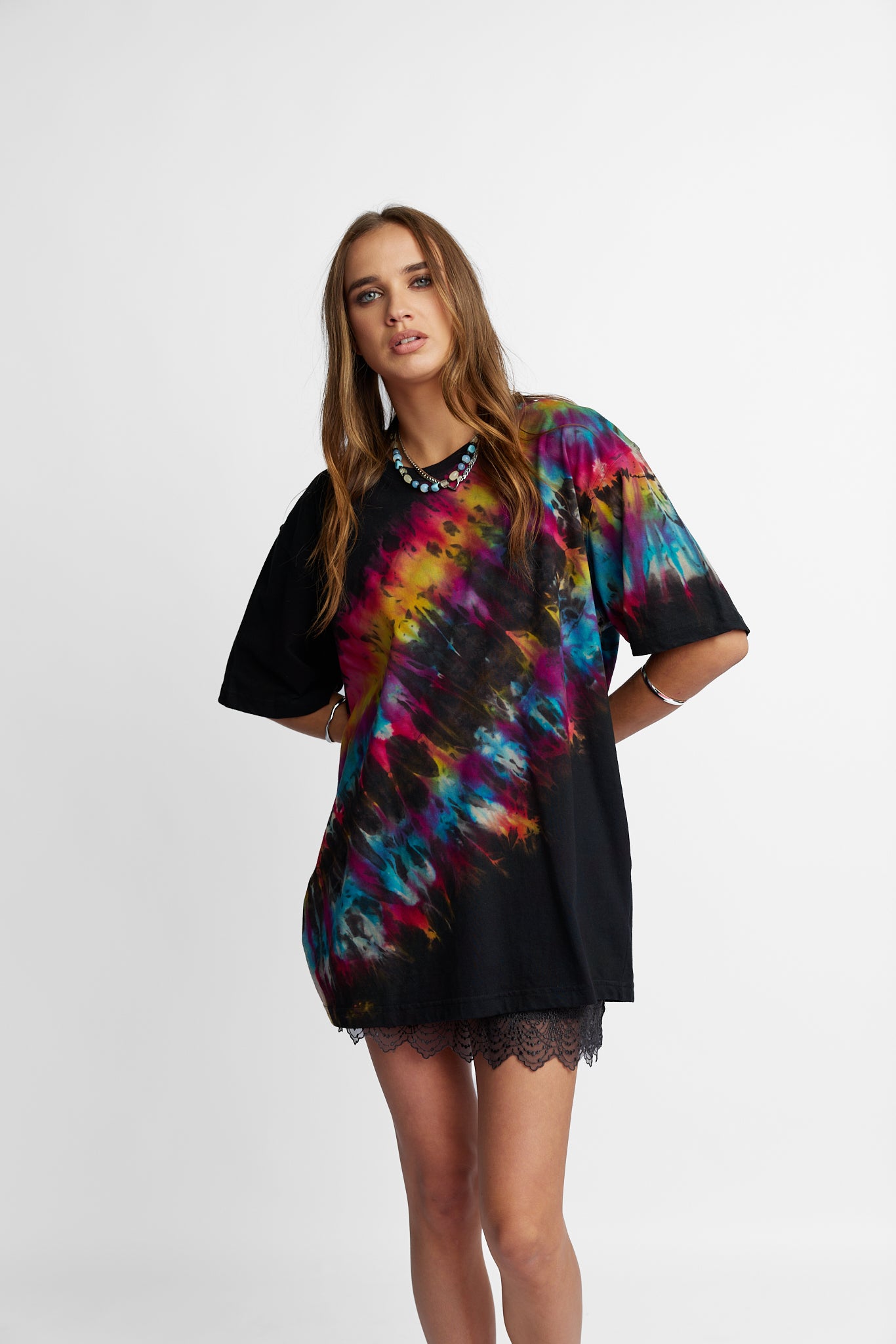 Oversized Mum Tee - Size S/M - Only Lovers Left