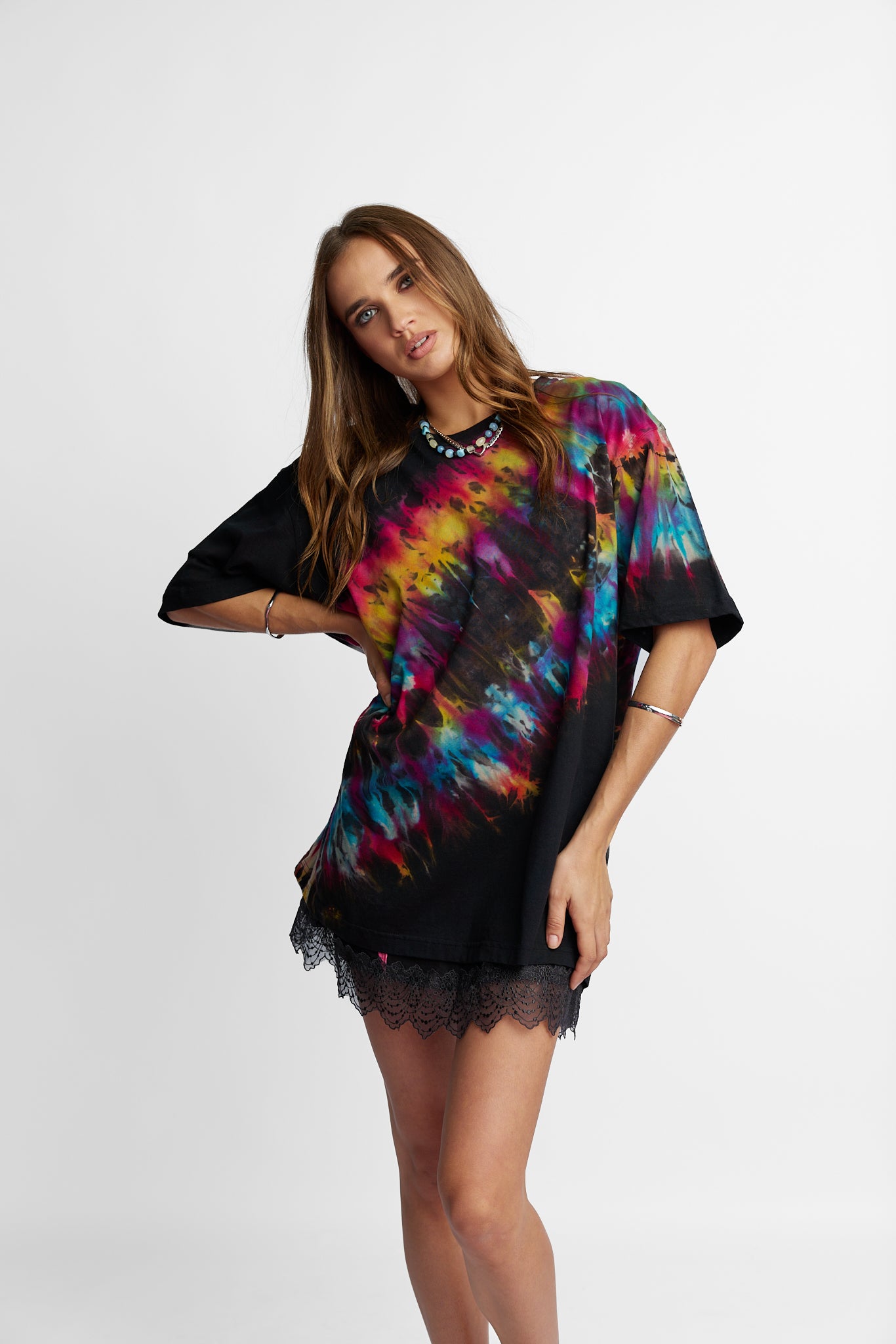 Oversized Mum Tee - Size S/M - Only Lovers Left