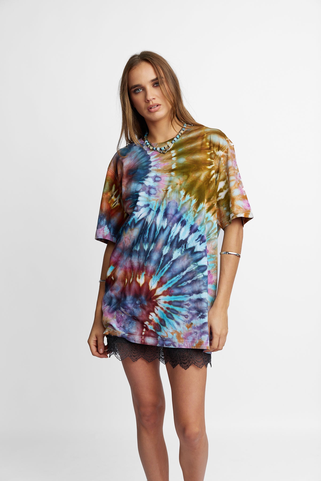 Oversized Mum Tee - Size S/M - Only Lovers Left