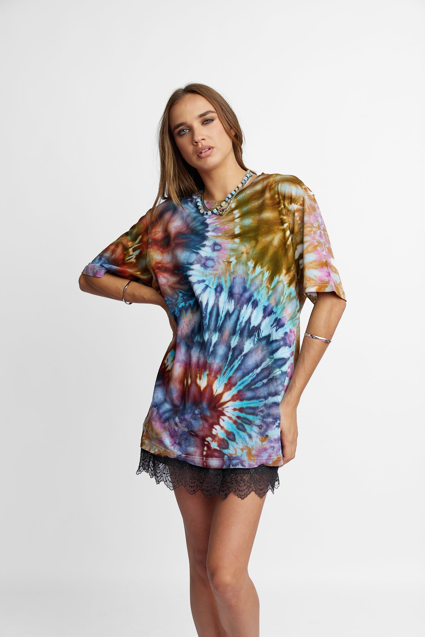 Oversized Mum Tee - Size S/M - Only Lovers Left
