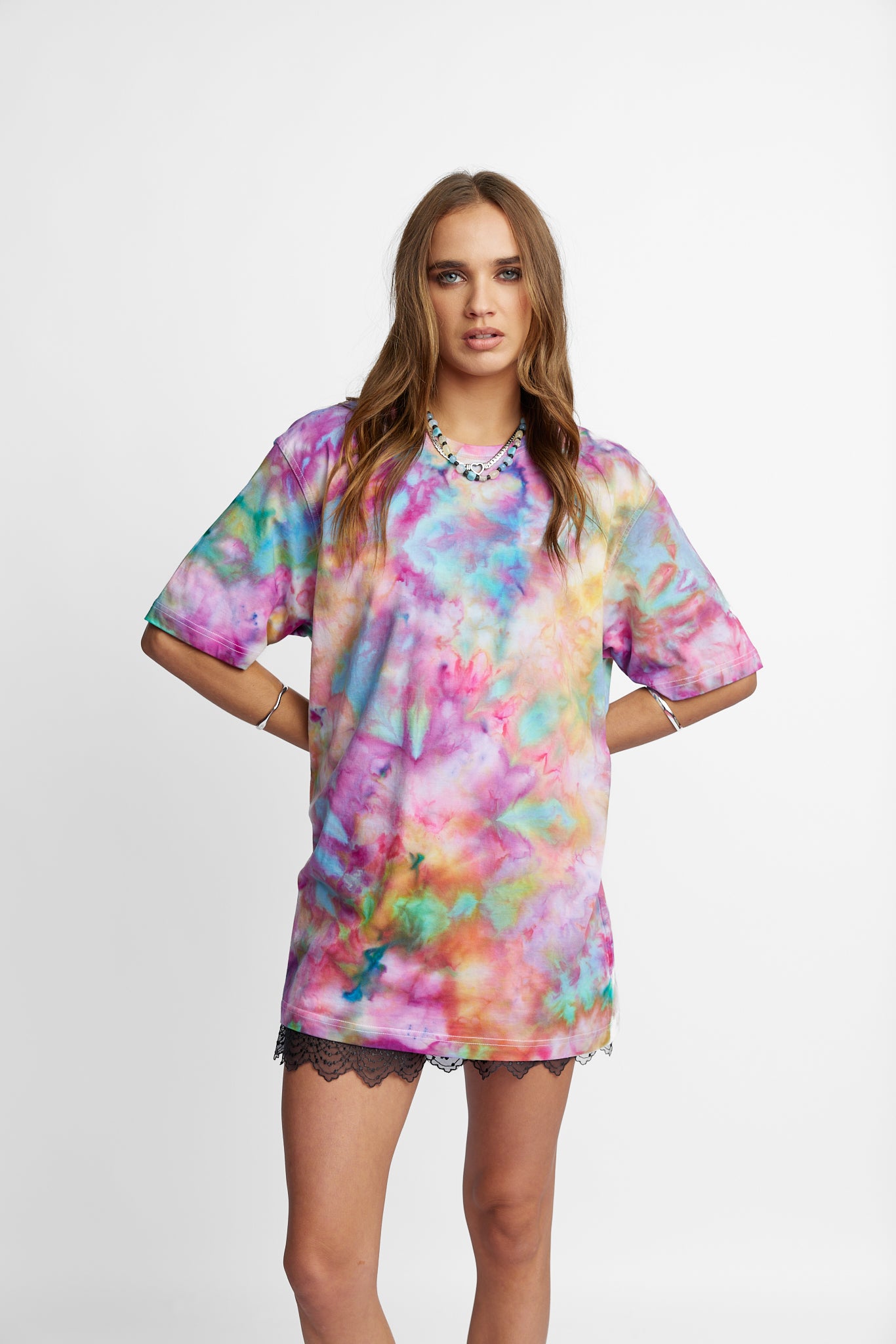 Oversized Mum Tee - Size S/M - Only Lovers Left