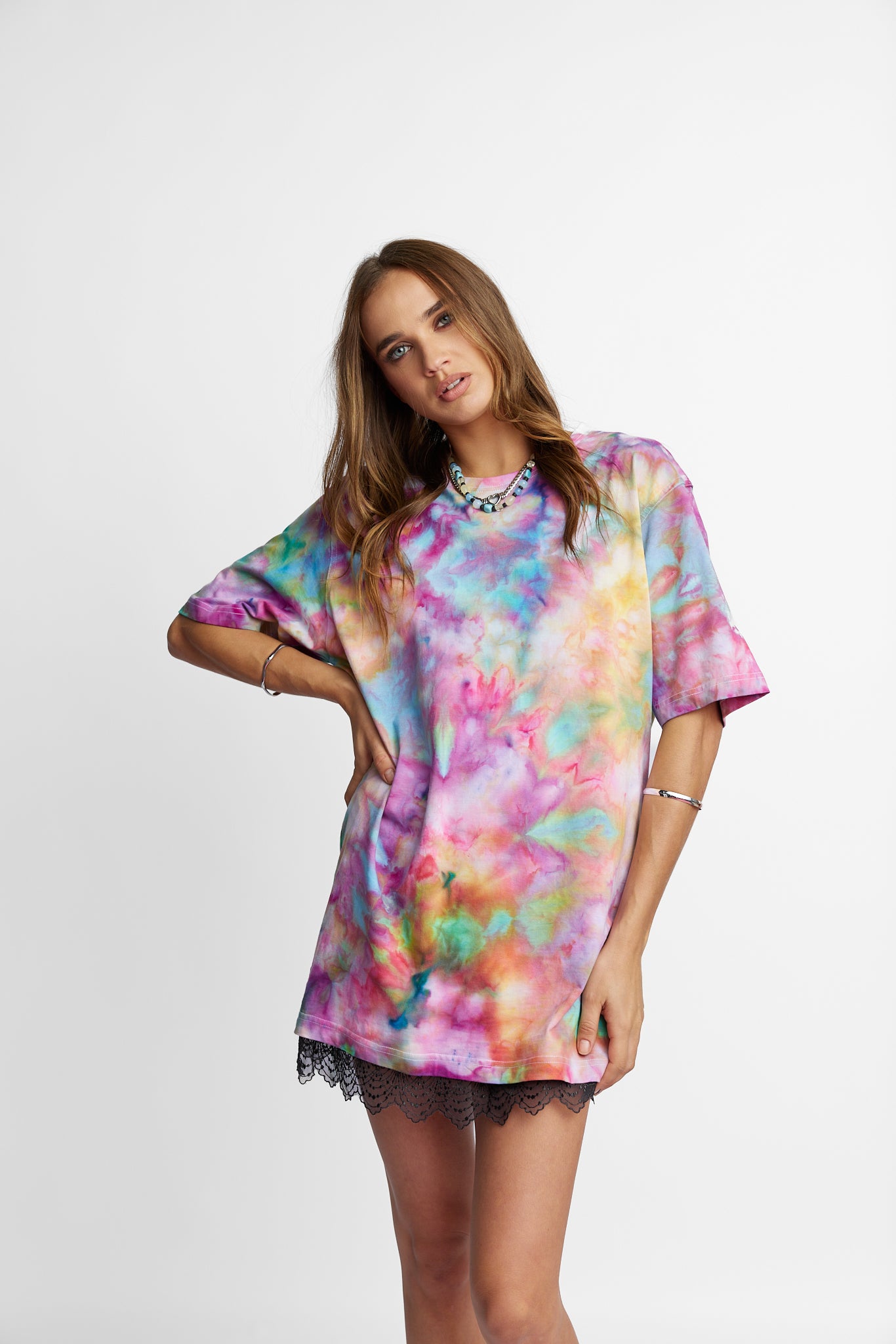 Oversized Mum Tee - Size S/M - Only Lovers Left