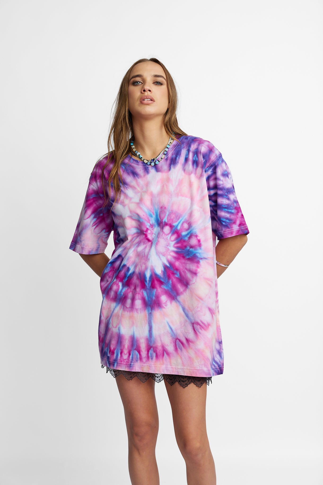 Oversized Mum Tee - Size S/M - Only Lovers Left