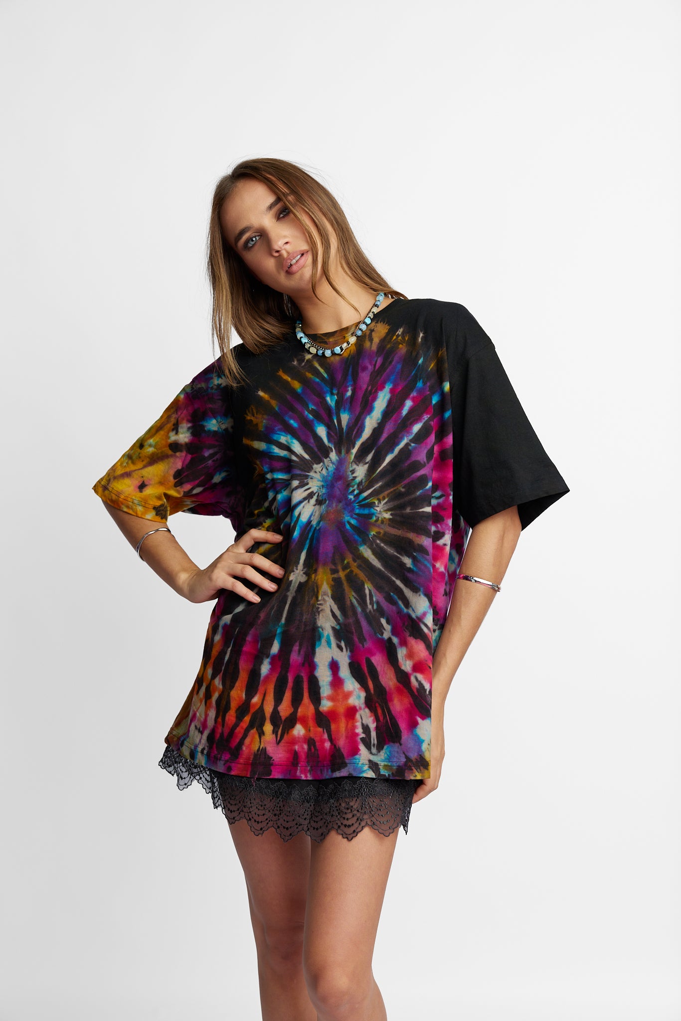 Oversized Mum Tee - Size S/M - Only Lovers Left