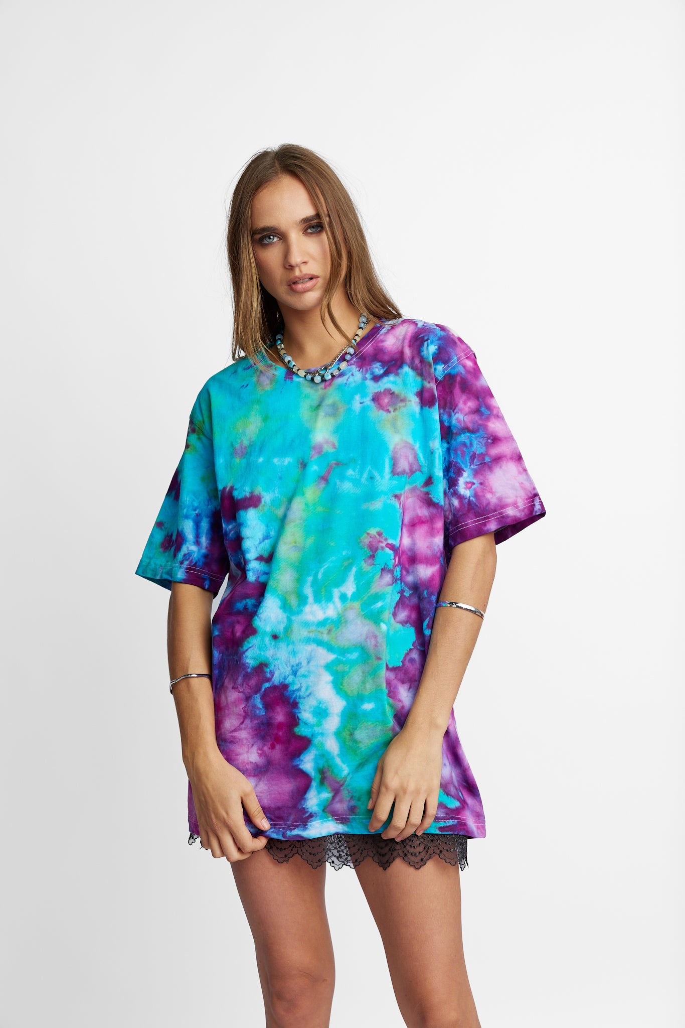Oversized Mum Tee - Size S/M - Only Lovers Left