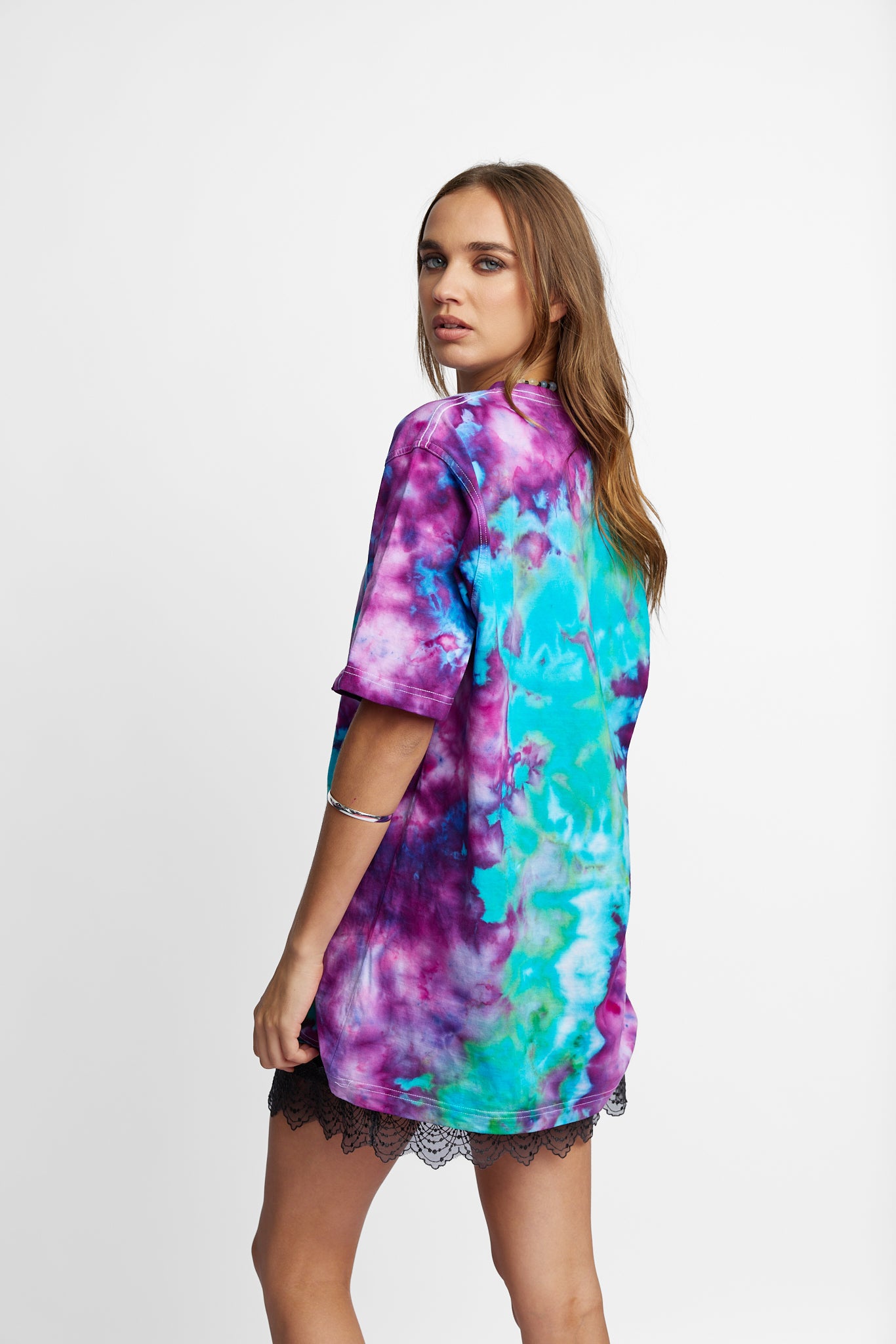 Oversized Mum Tee - Size S/M - Only Lovers Left
