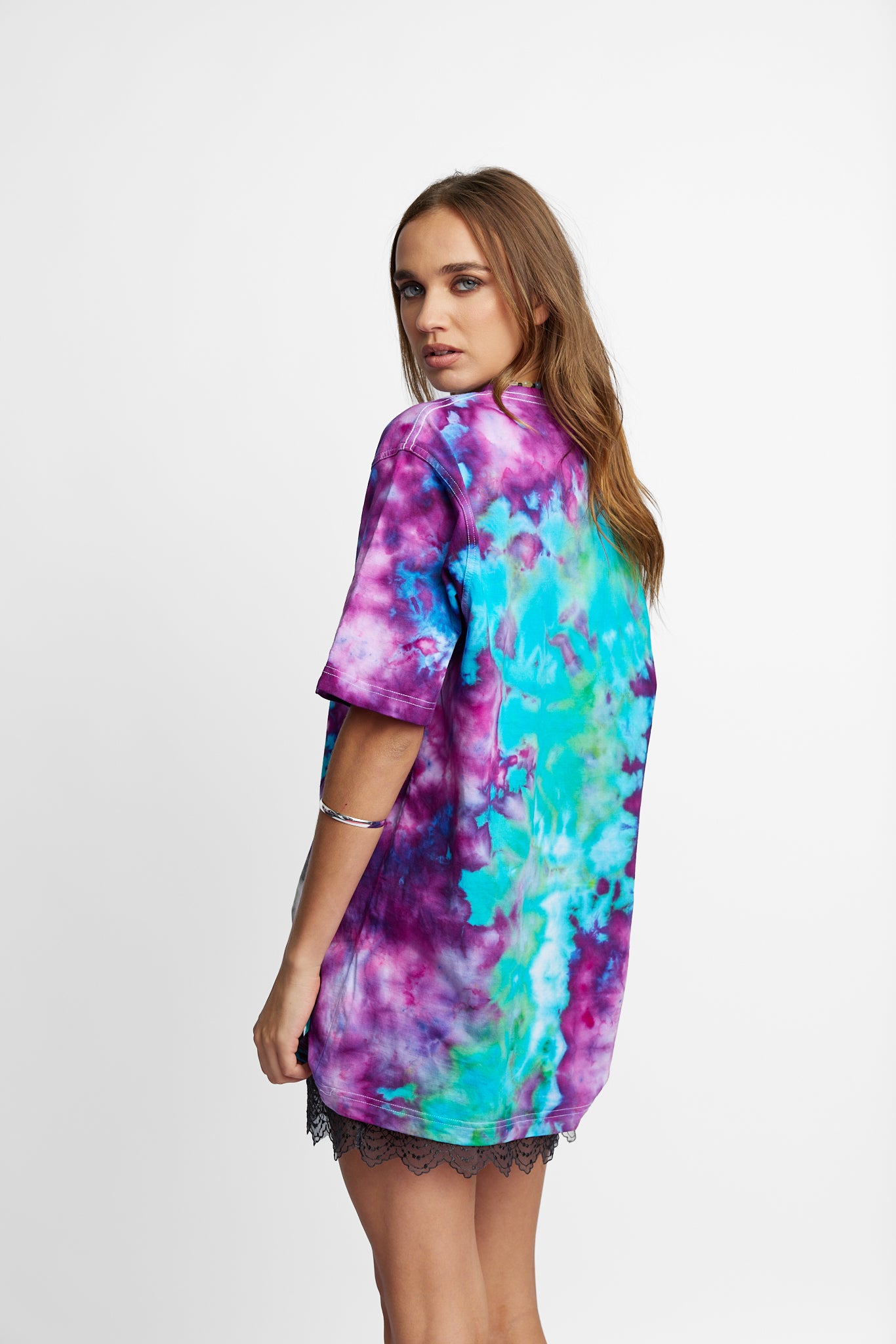 Oversized Mum Tee - Size S/M - Only Lovers Left