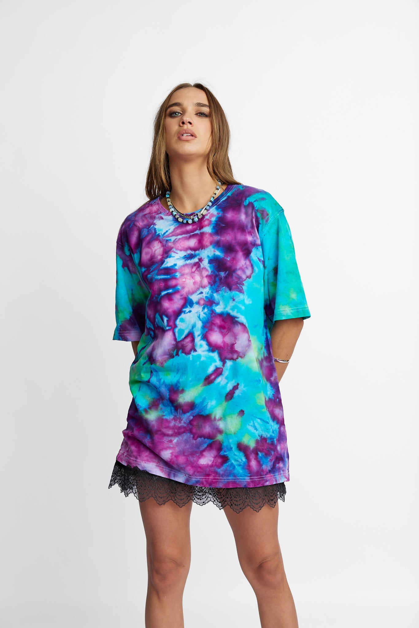 Oversized Mum Tee - Size S/M - Only Lovers Left