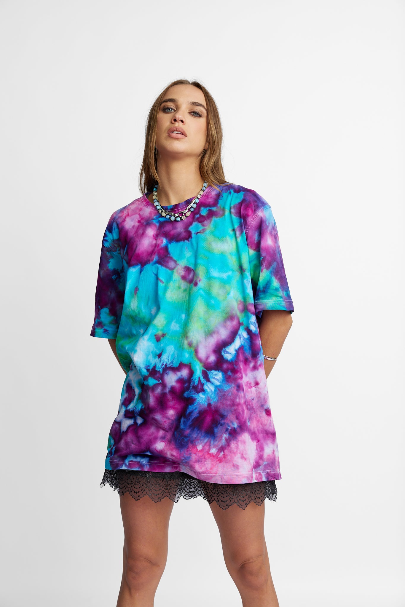 Oversized Mum Tee - Size S/M - Only Lovers Left