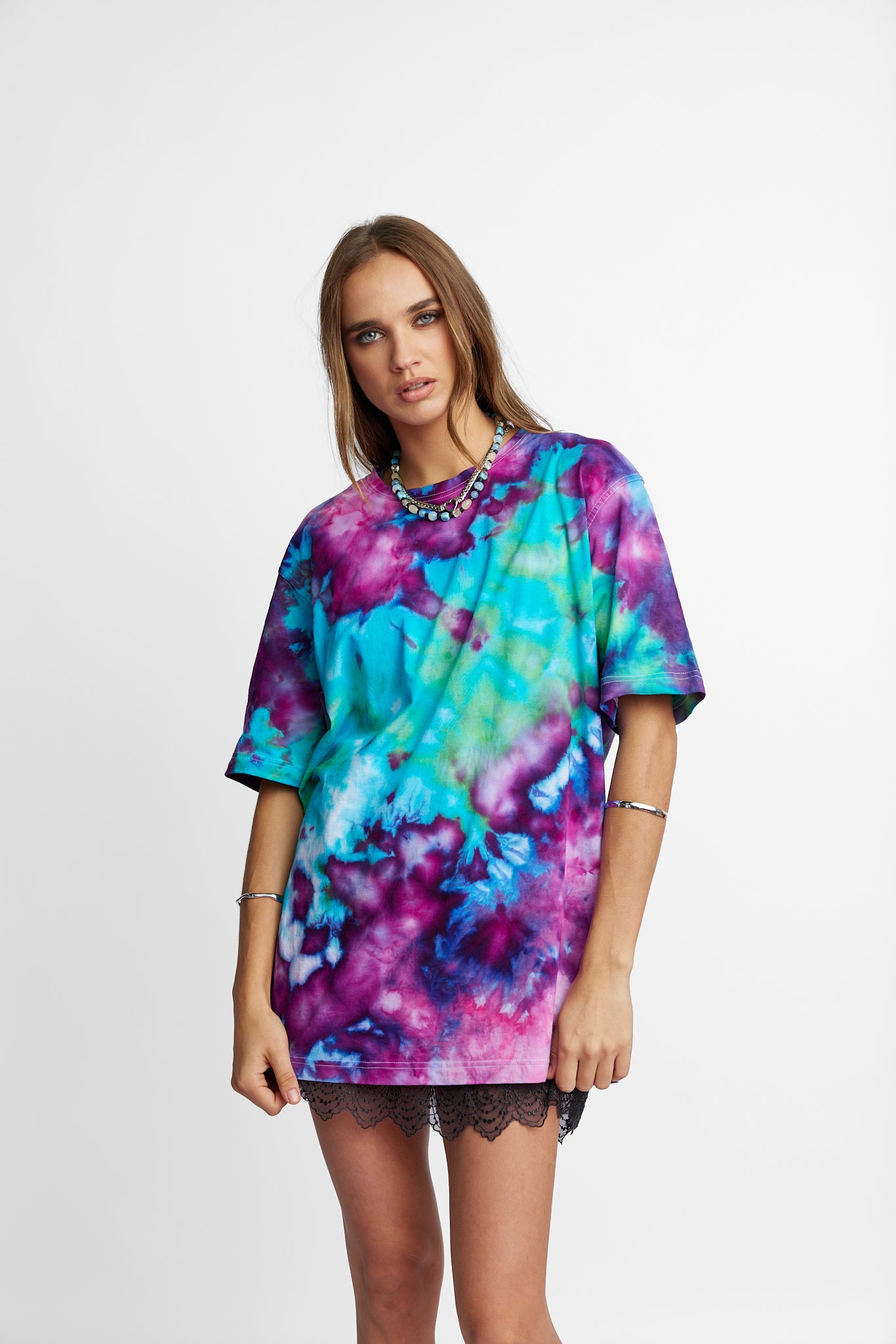 Oversized Mum Tee - Size S/M - Only Lovers Left