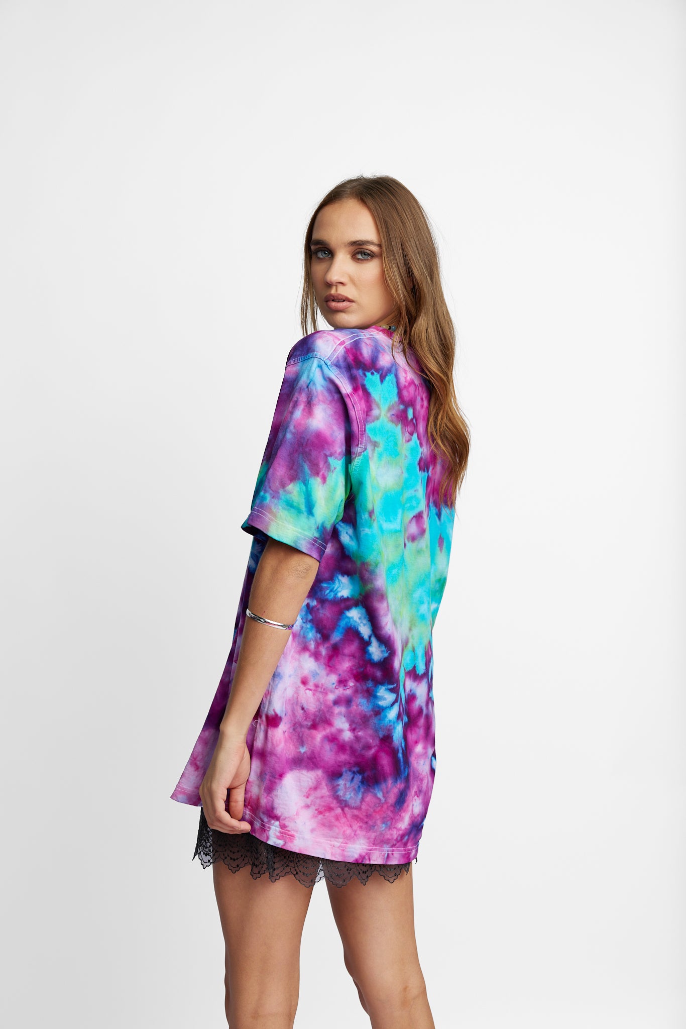 Oversized Mum Tee - Size S/M - Only Lovers Left