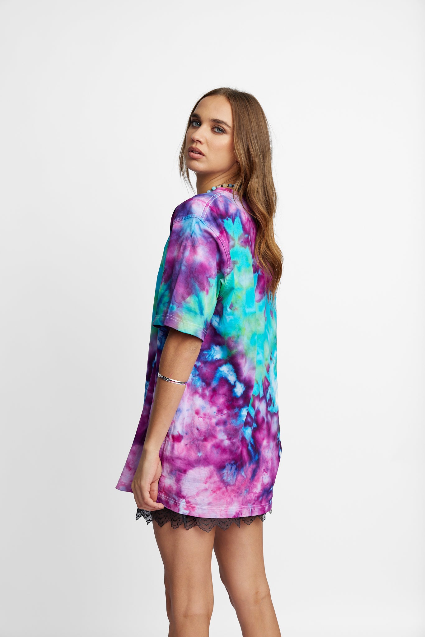 Oversized Mum Tee - Size S/M - Only Lovers Left