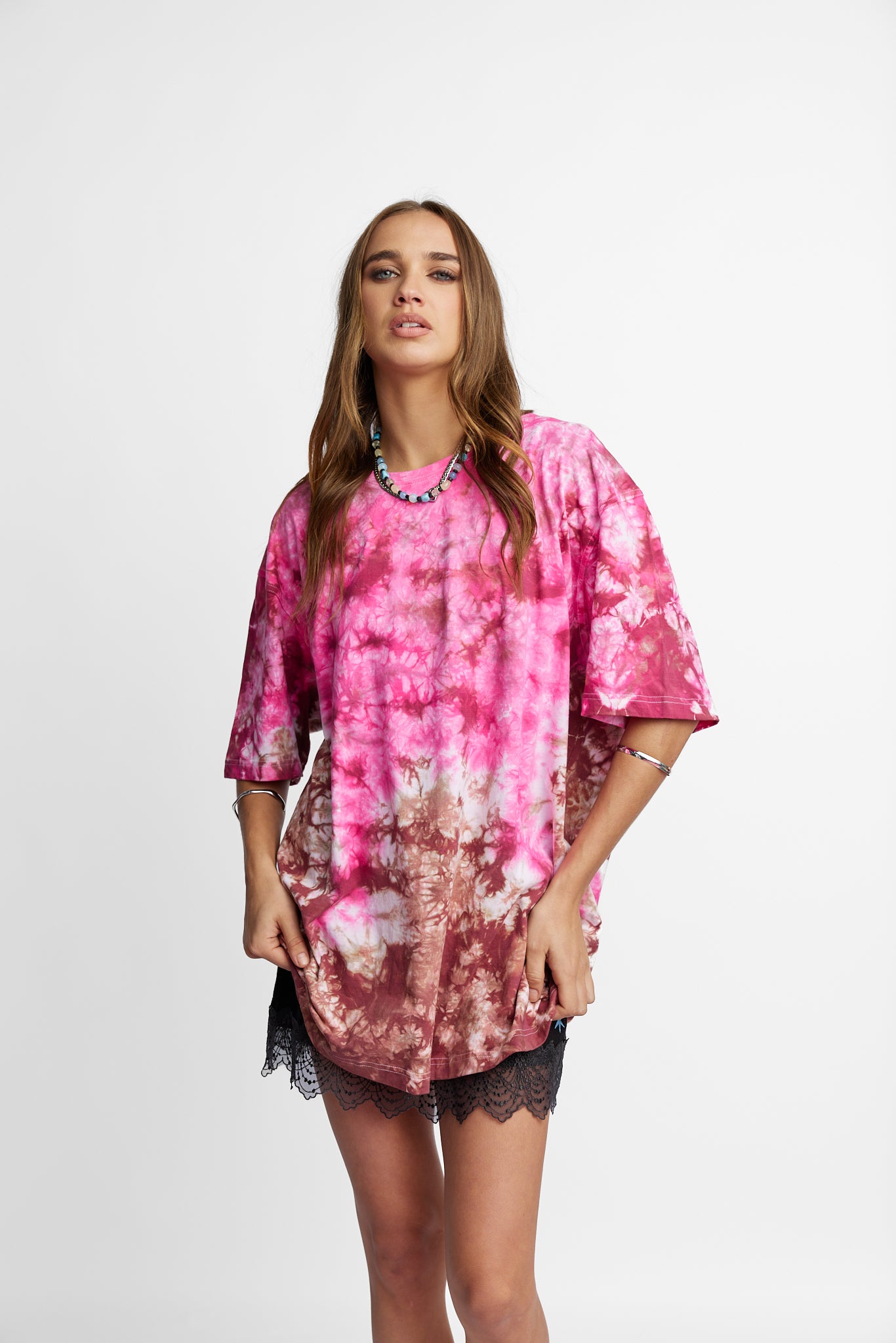 Oversized Mum Tee - Size L/XL - Only Lovers Left