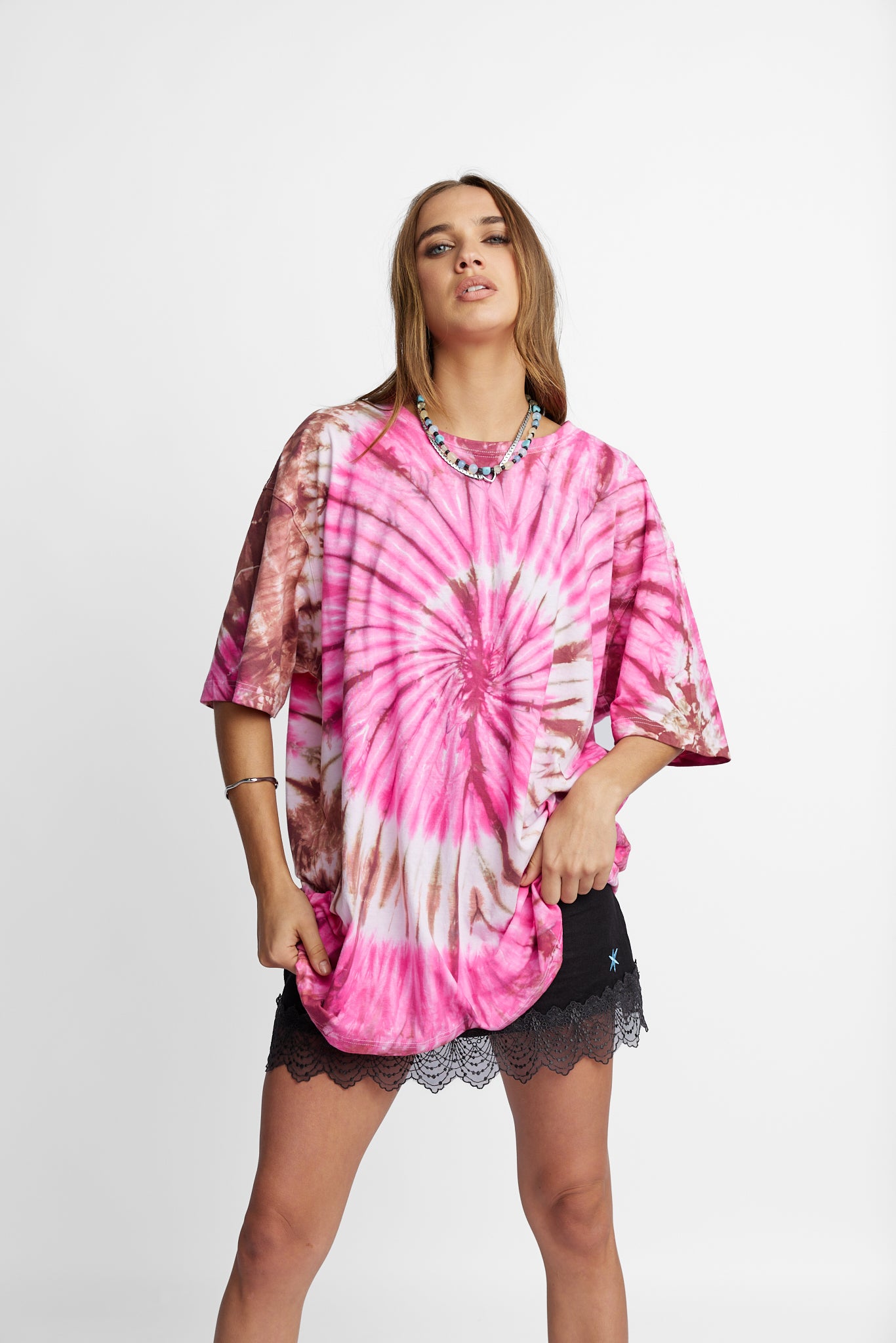 Oversized Mum Tee - Size L/XL - Only Lovers Left