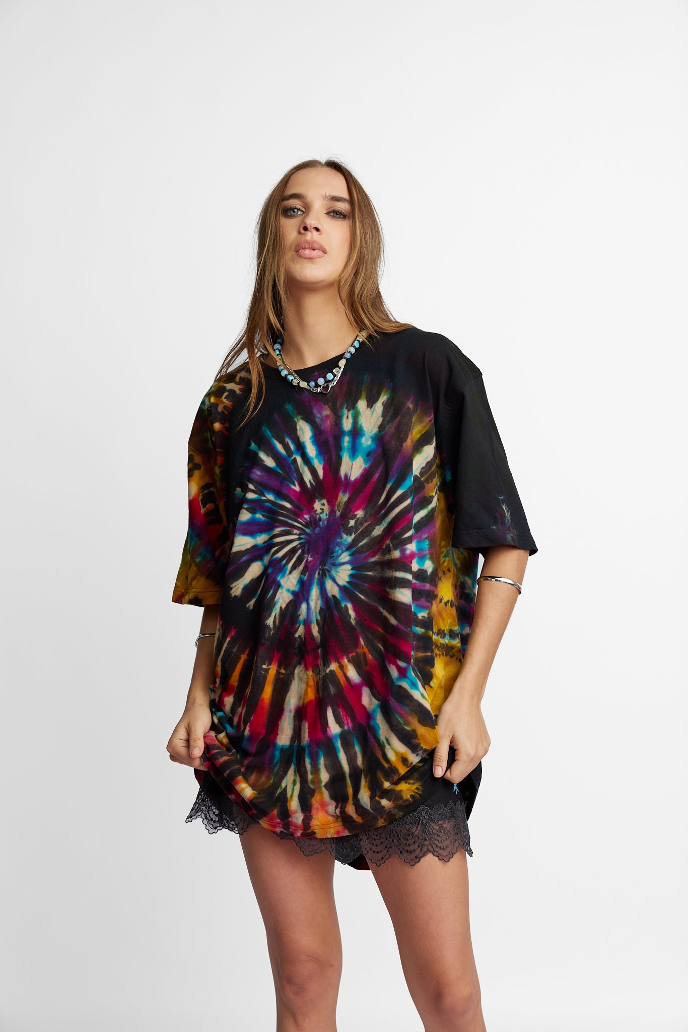 Oversized Mum Tee - Size L/XL - Only Lovers Left