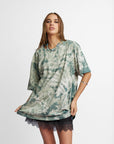 Oversized Mum Tee - Size L/XL - Only Lovers Left