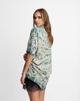 Oversized Mum Tee - Size L/XL - Only Lovers Left
