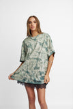 Oversized Mum Tee - Size L/XL