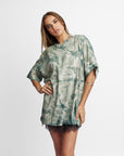 Oversized Mum Tee - Size L/XL - Only Lovers Left
