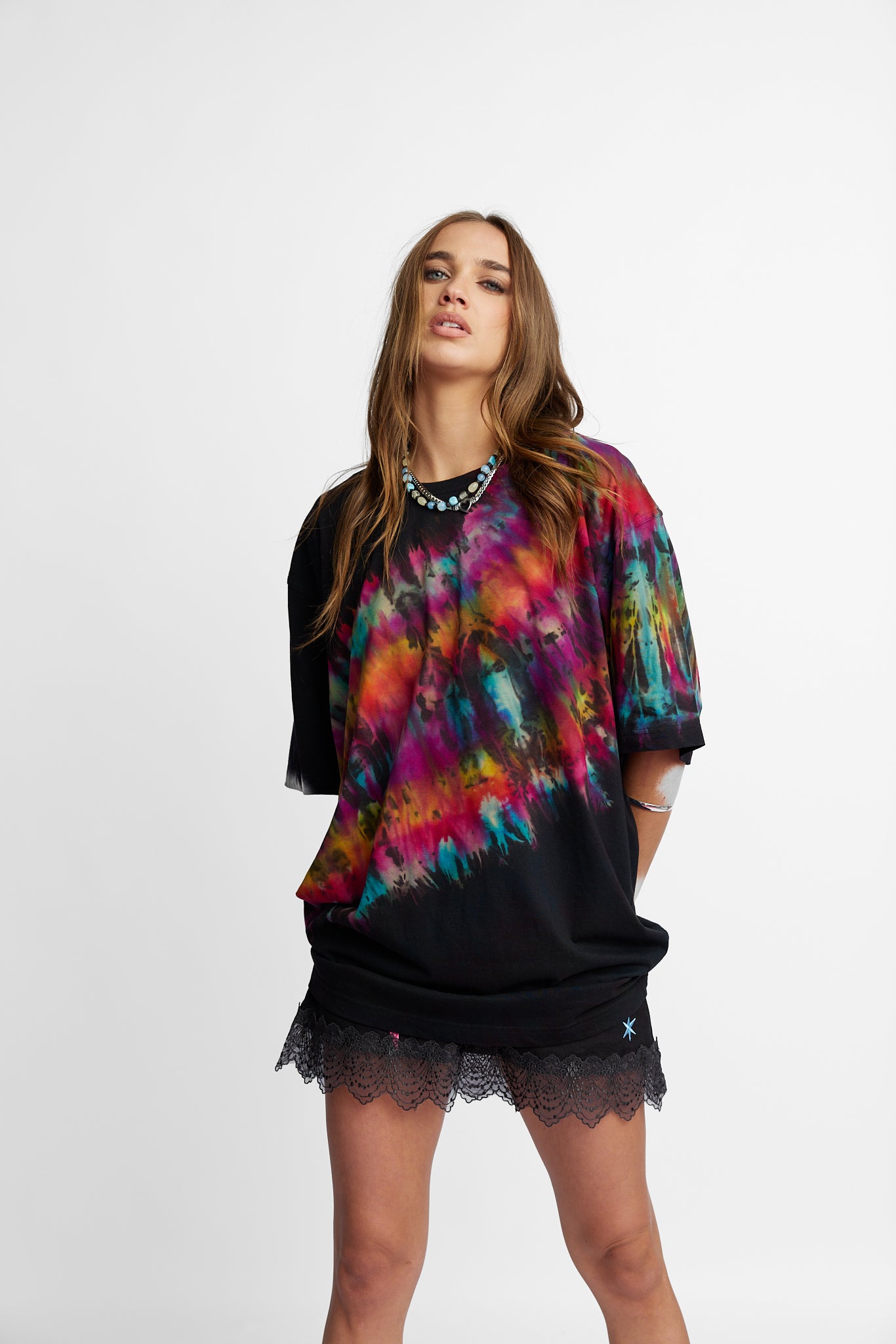 Oversized Mum Tee - Size L/XL - Only Lovers Left