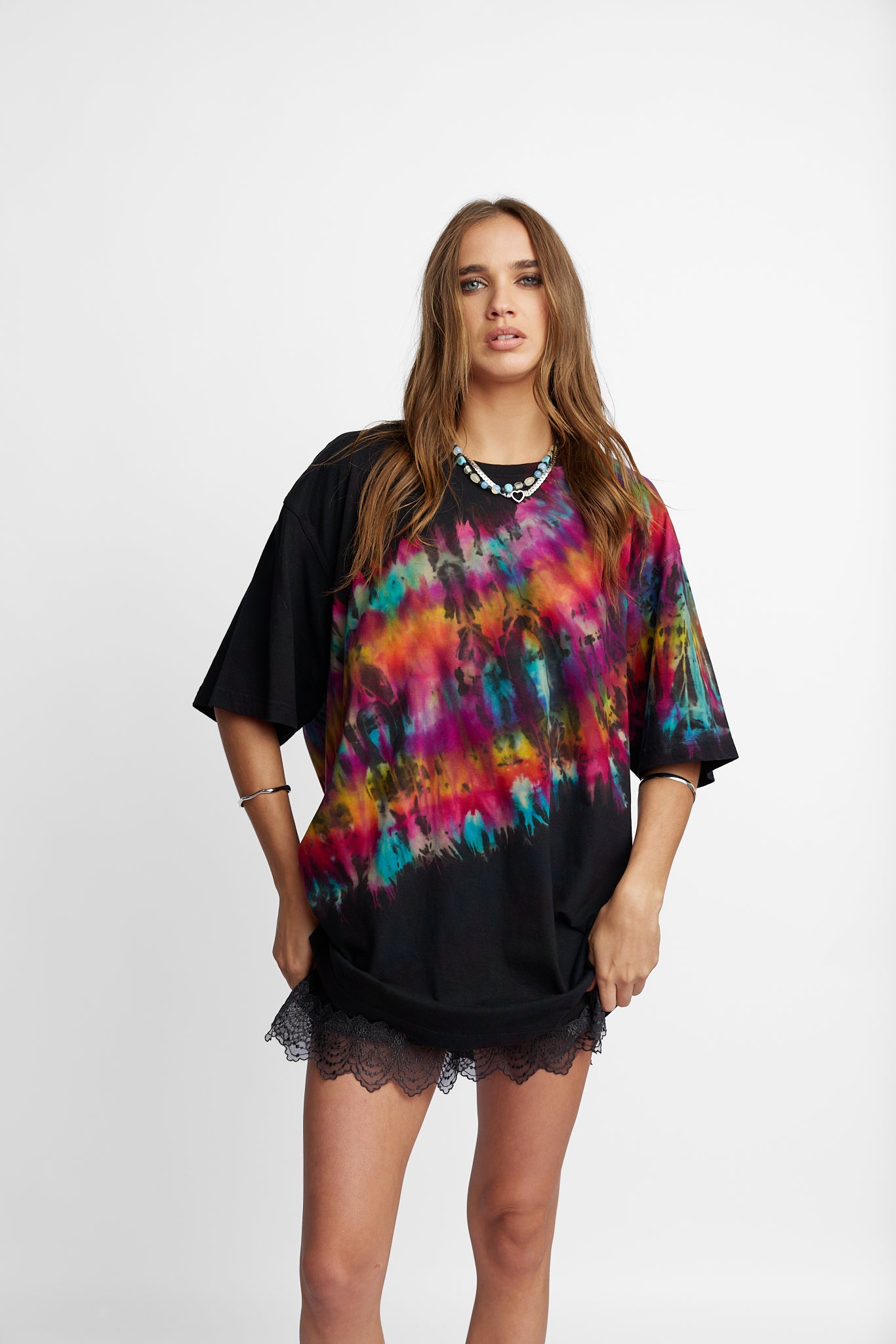 Oversized Mum Tee - Size L/XL - Only Lovers Left