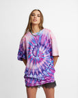Oversized Mum Tee - Size L/XL - Only Lovers Left