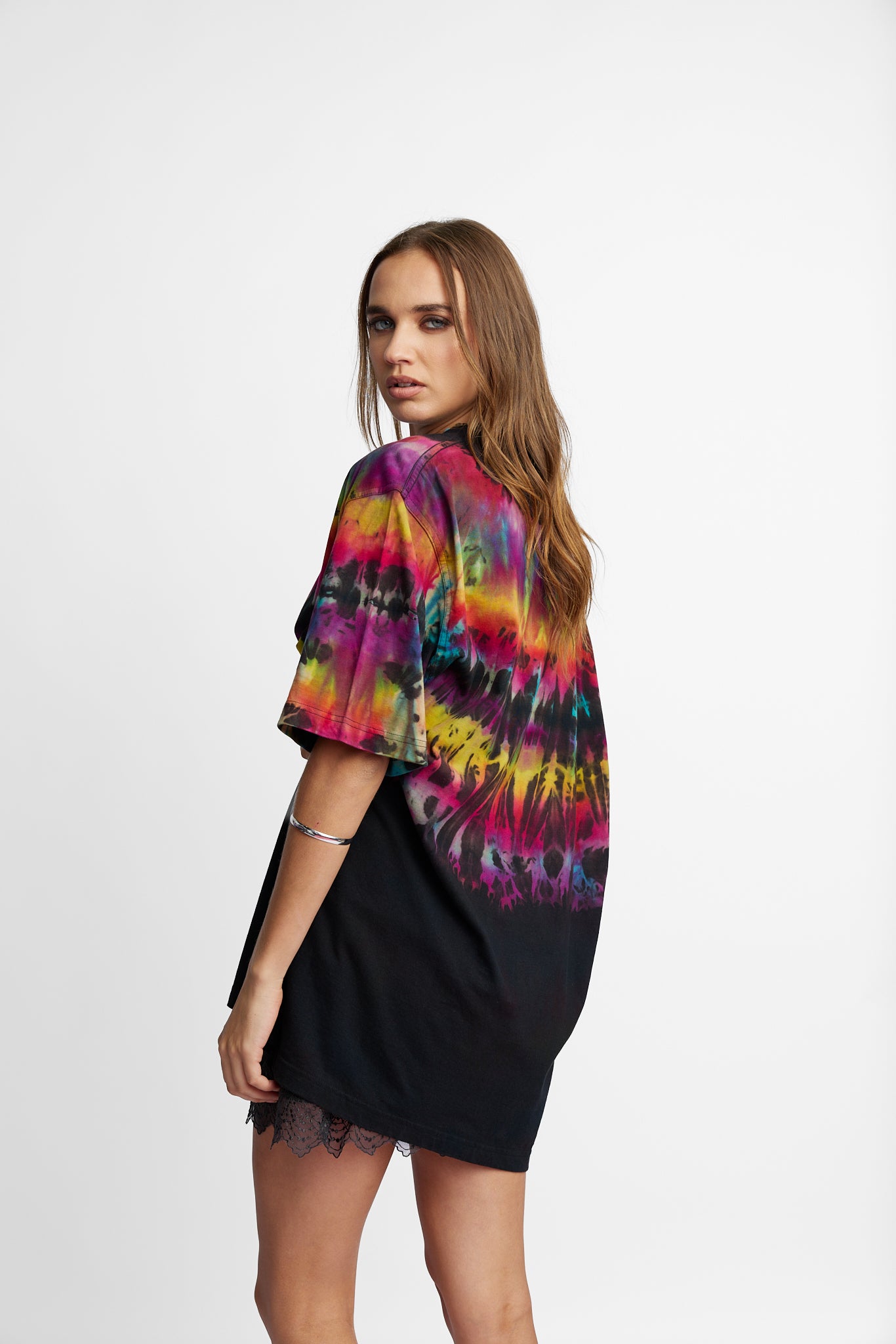 Oversized Mum Tee - Size L/XL - Only Lovers Left