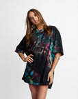 Oversized Mum Tee - Size L/XL - Only Lovers Left