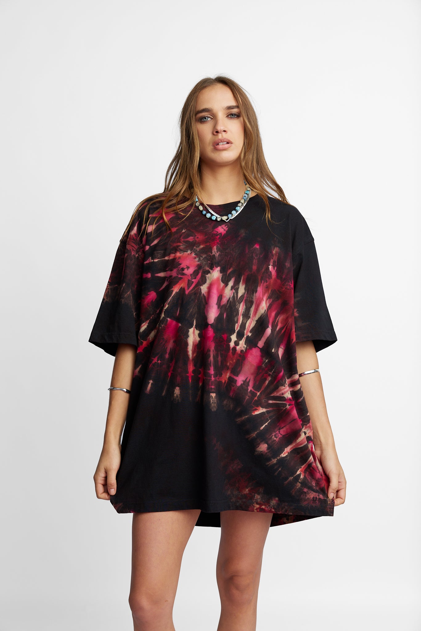 Oversized Mum Tee - Size L/XL - Only Lovers Left