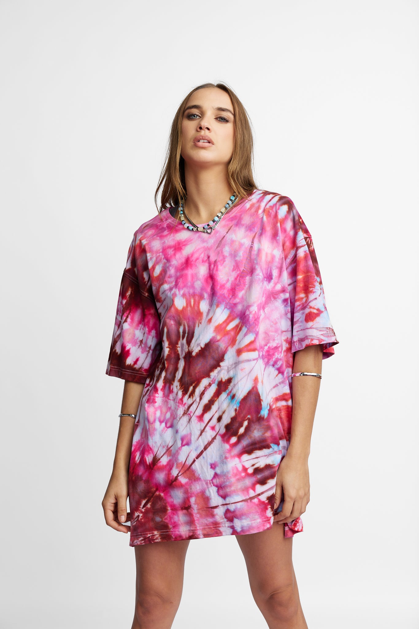 Oversized Mum Tee - Size L/XL - Only Lovers Left