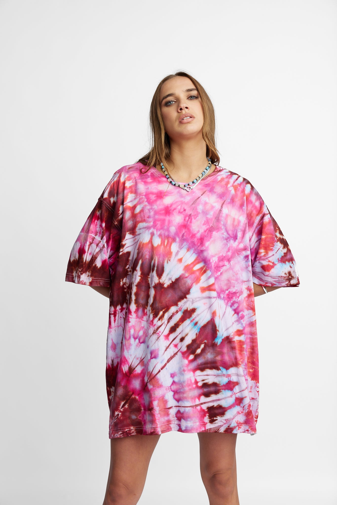 Oversized Mum Tee - Size L/XL - Only Lovers Left