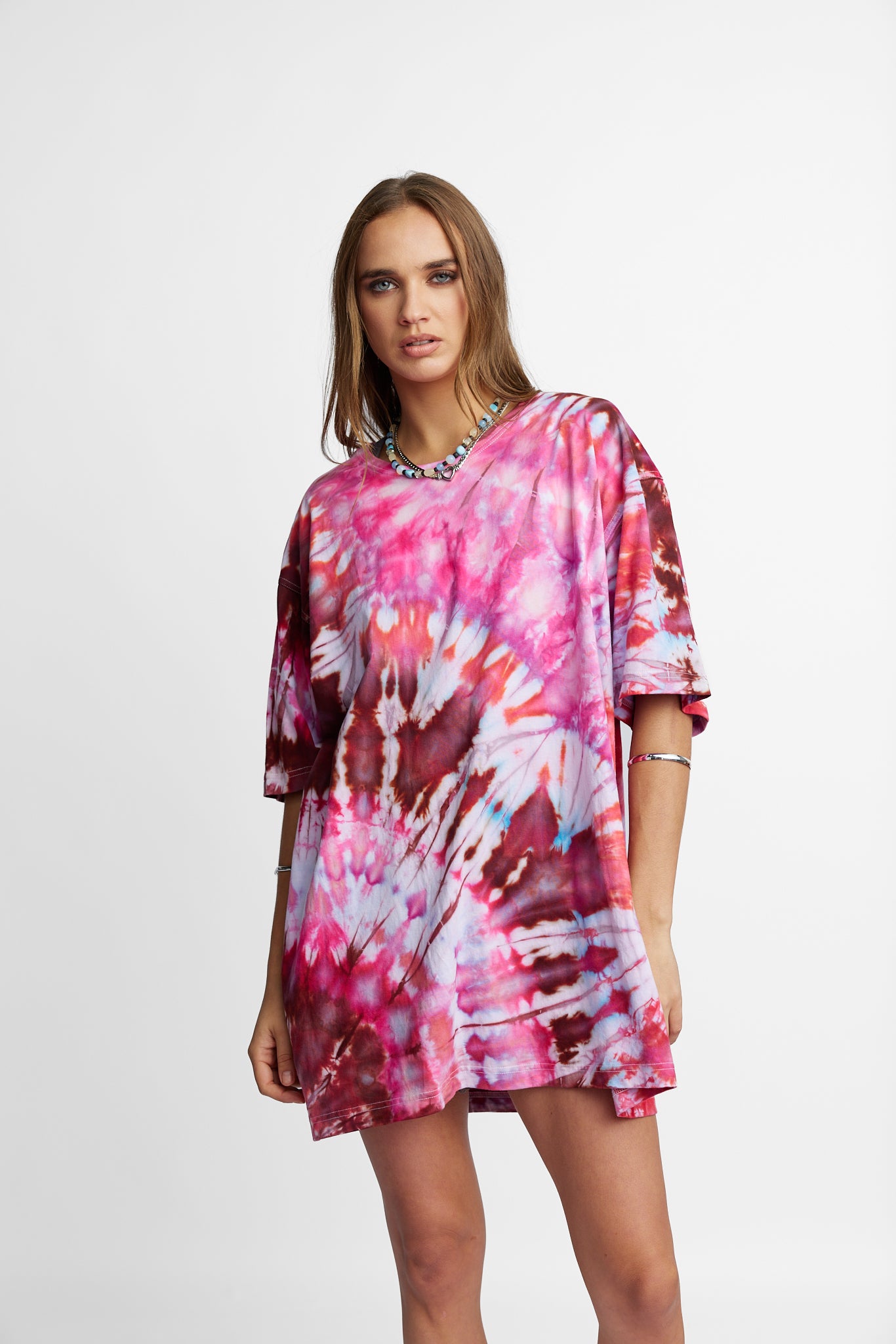 Oversized Mum Tee - Size L/XL - Only Lovers Left