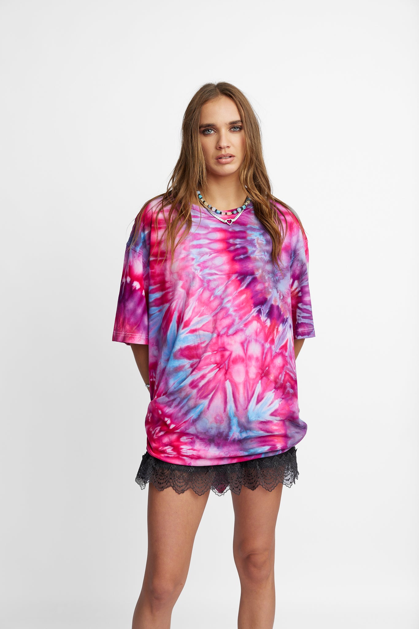 Oversized Mum Tee - Size L/XL - Only Lovers Left