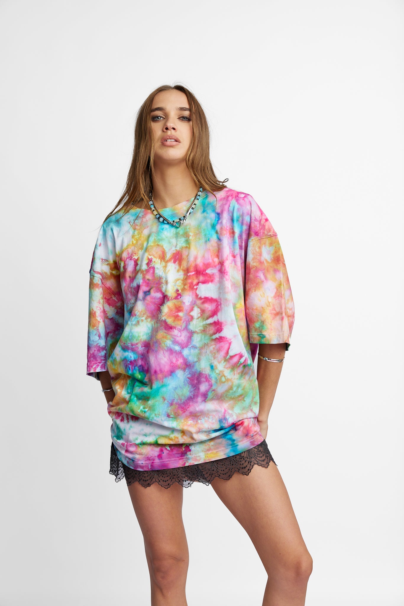 Oversized Mum Tee - Size 2XL/3XL - Only Lovers Left