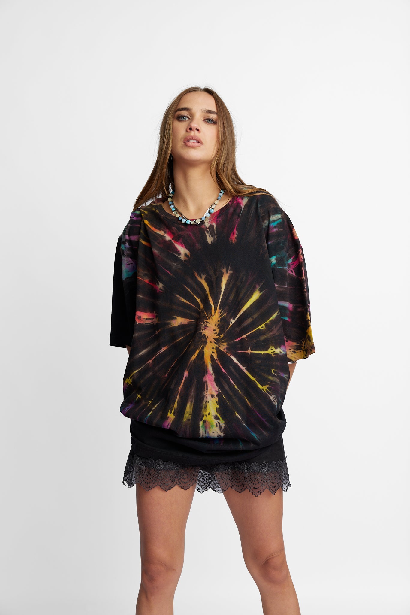Oversized Mum Tee - Size 2XL/3XL - Only Lovers Left