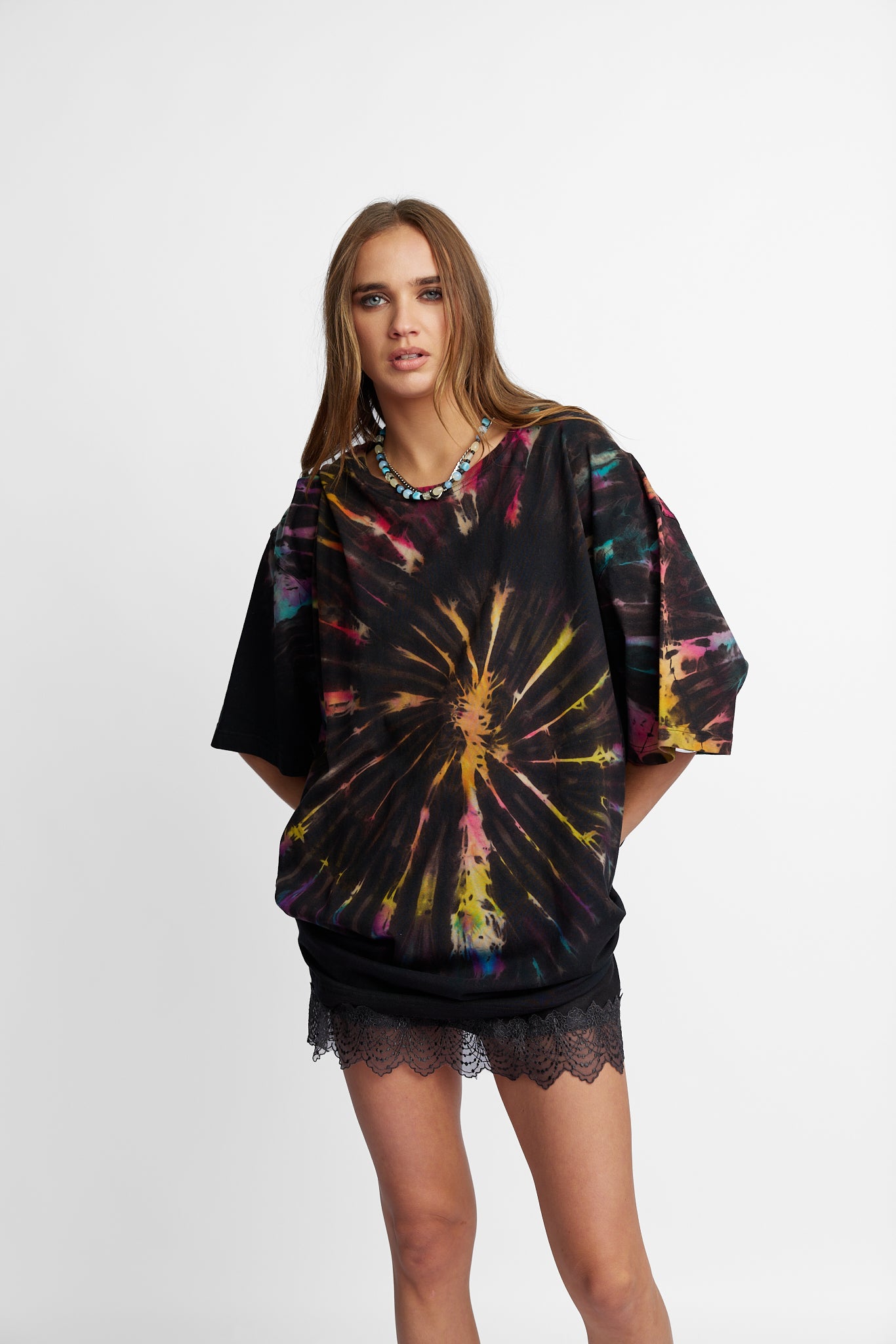 Oversized Mum Tee - Size 2XL/3XL - Only Lovers Left