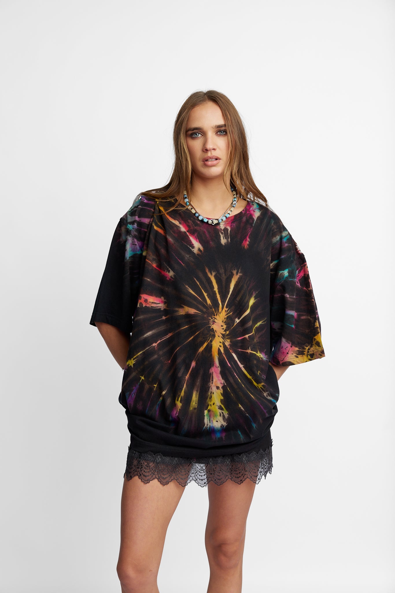 Oversized Mum Tee - Size 2XL/3XL - Only Lovers Left