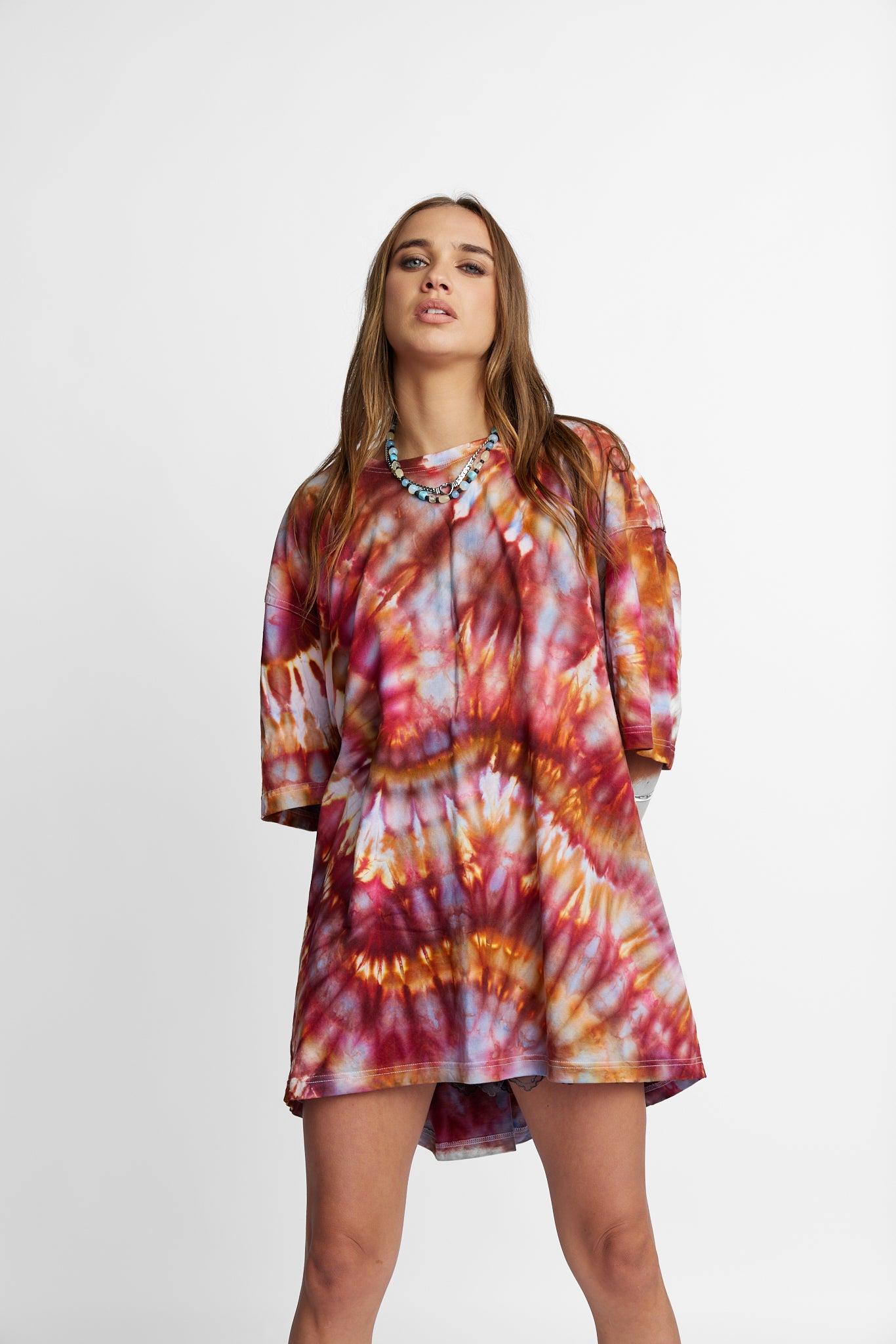 Oversized Mum Tee - Size 2XL/3XL - Only Lovers Left