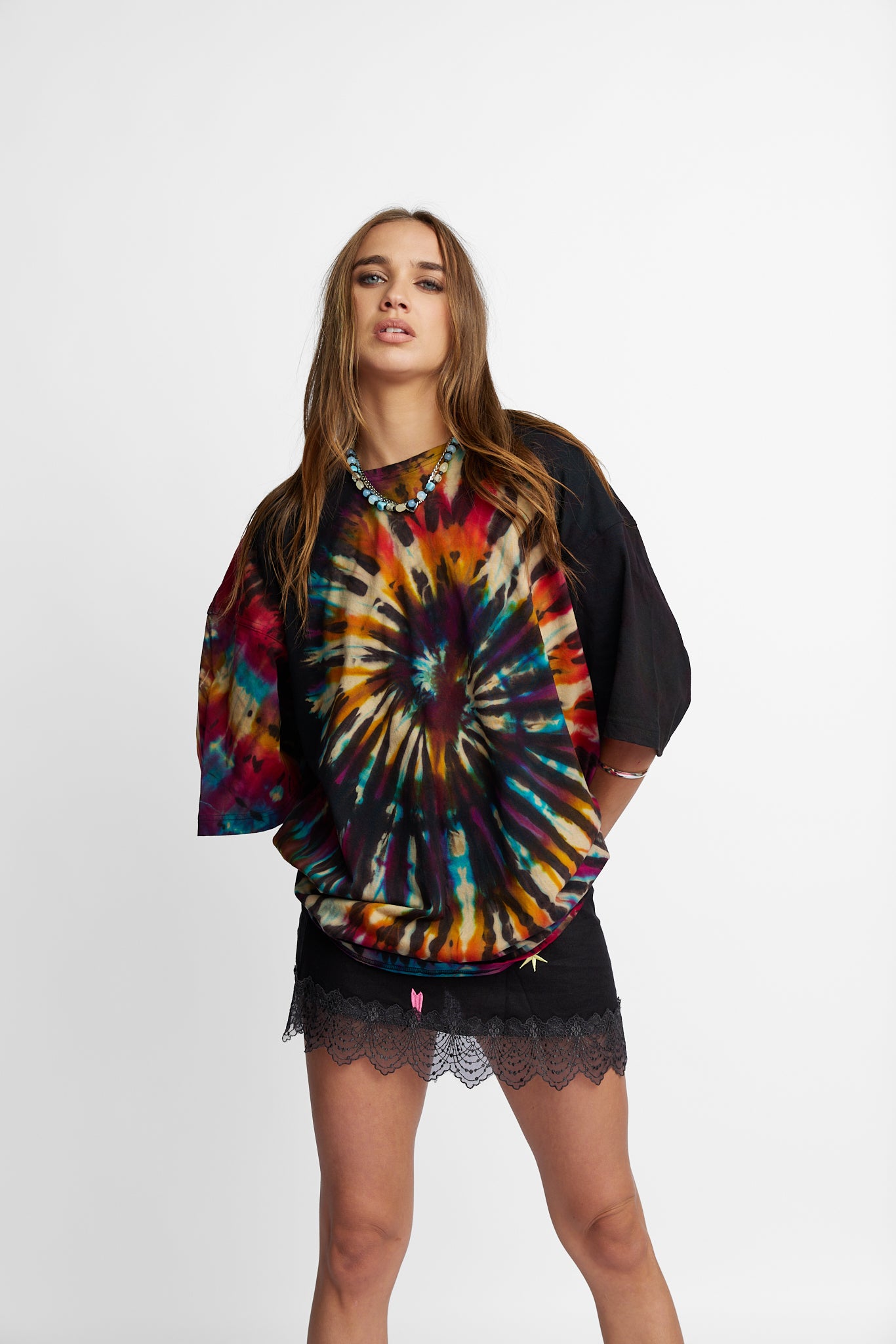 Oversized Mum Tee - Size 2XL/3XL - Only Lovers Left