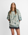 Oversized Mum Tee - Size 2XL/3XL - Only Lovers Left