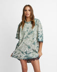 Oversized Mum Tee - Size 2XL/3XL - Only Lovers Left