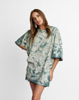 Oversized Mum Tee - Size 2XL/3XL - Only Lovers Left