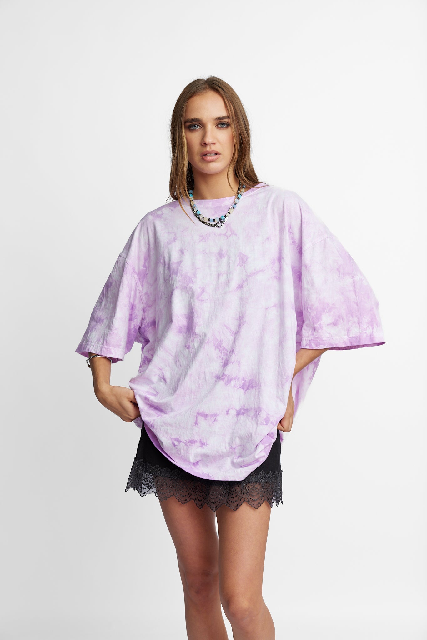Oversized Mum Tee - Size 2XL/3XL - Only Lovers Left